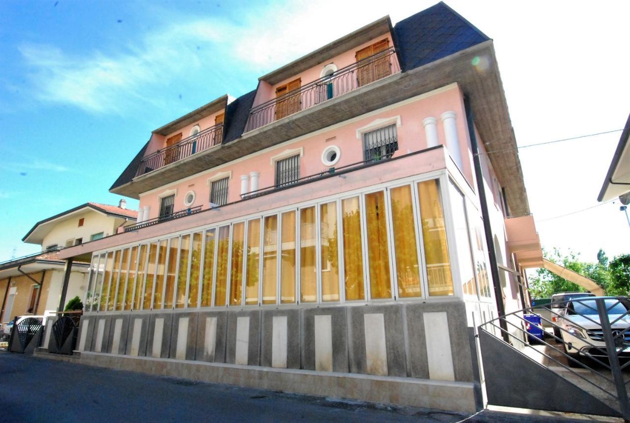 Hotel Cesari Rimini Kültér fotó